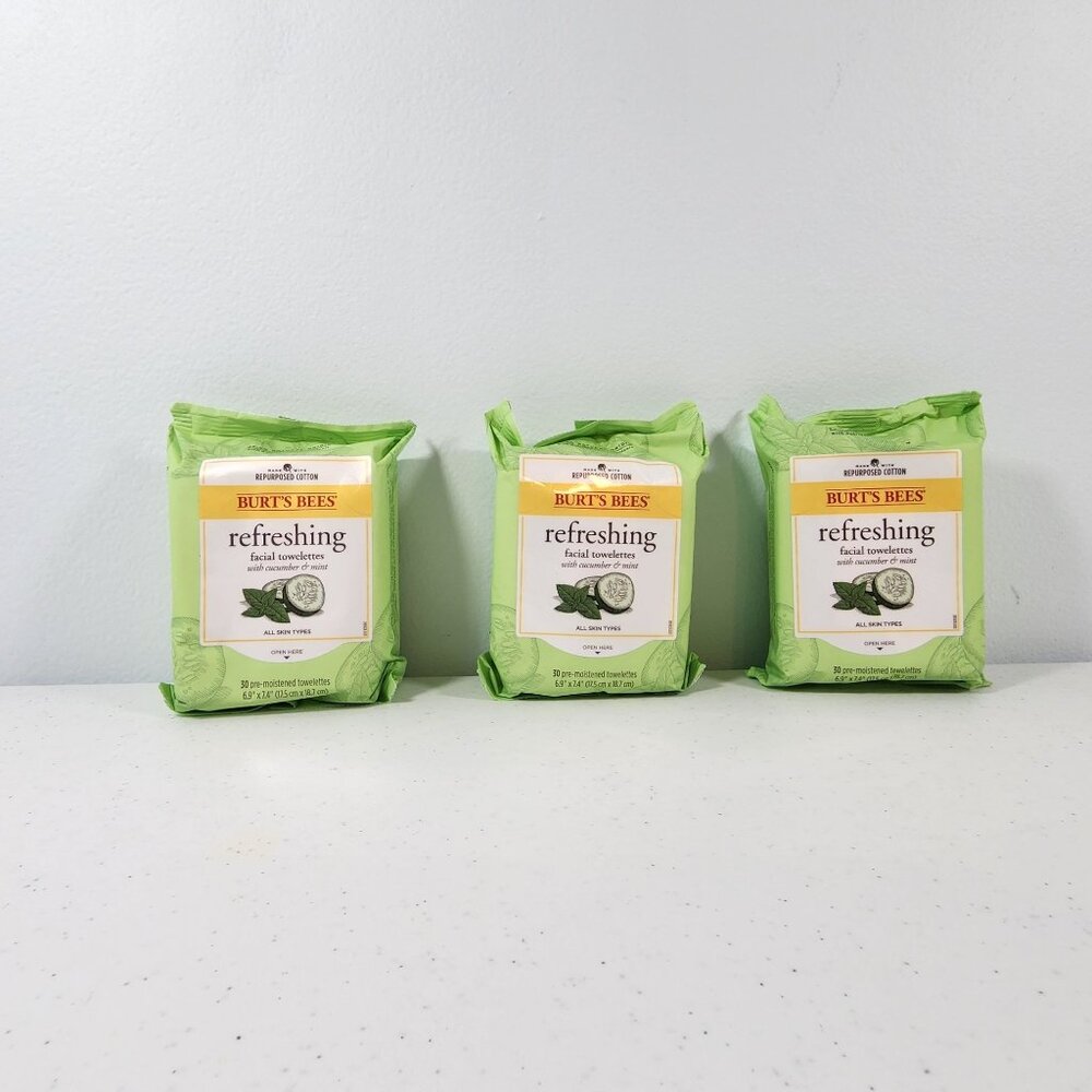 Burt's Bees Facial Cleansing Towelettes with Cucumber and Mint 3 Pack (90 Wipes)